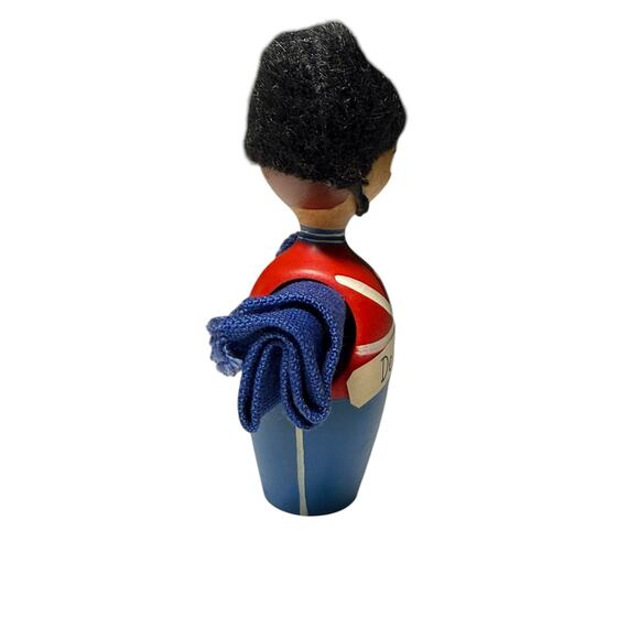 Anne Beate Design Napkin Holder Hand Painted Wood Denmark Royal Guard Vintage - Picture 6 of 12